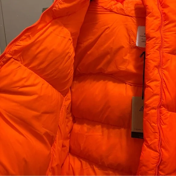 Men’s Nike ACG Therma-fit Lunar Puffer Coat Bright Orange size XL - Picture 9 of 16